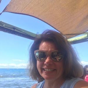 Meet your Posher, Nadia